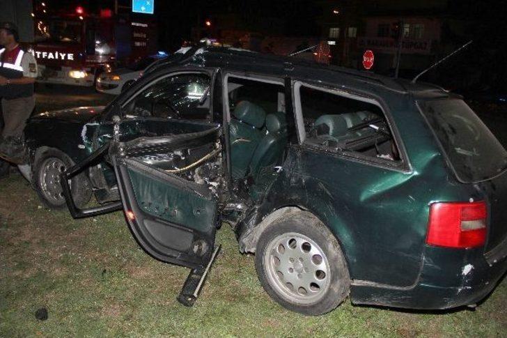 Samsun'da Trafik Kazası: 17 Yaralı G3