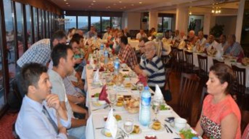 Zonguldak Belediyesi Gazetecileri Iftarda Buluşturdu
