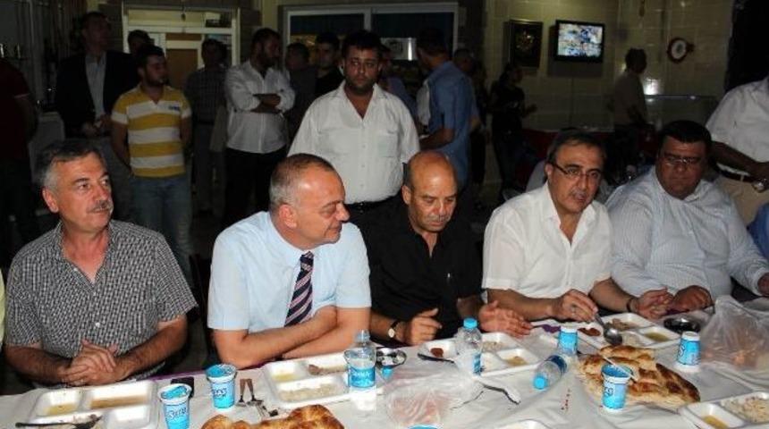 Alaşehir Belediyesi, Beş Bin Kişiyi İftarda Buluşturdu
