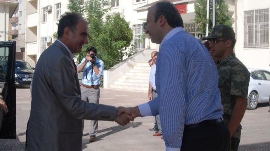 Şırnak Valisi &Ouml;zkan, İdil'de Veda Ziyaretinde Bulundu
