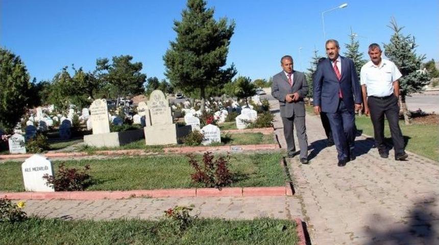 Mezarlıklar Bayram Ziyaretlerine Hazır