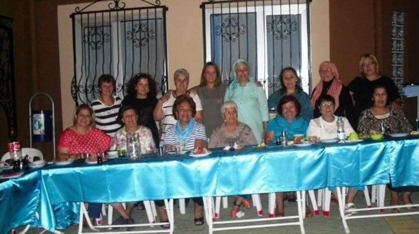 İzmit'te Emekli Evinde İftar Heyecanı