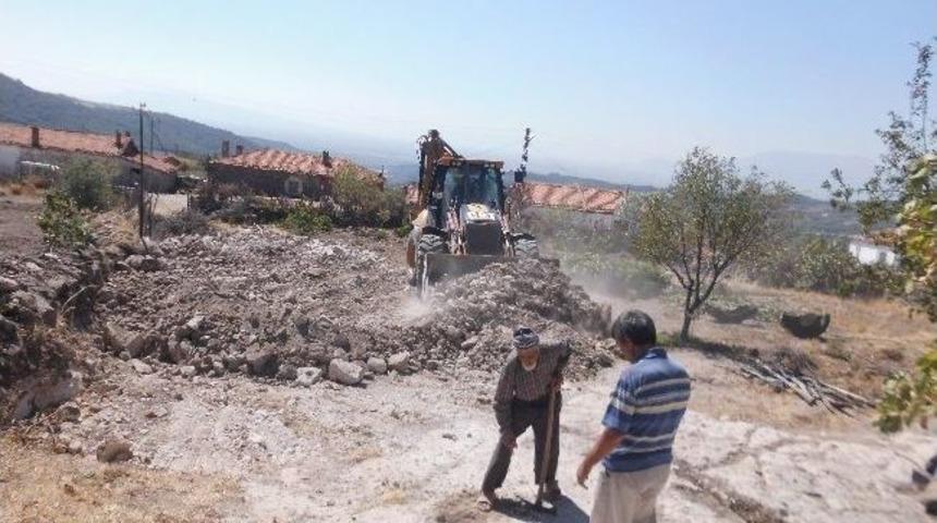 R&uuml;yasında G&ouml;rd&uuml;ğ&uuml; Altınları Bulamadı