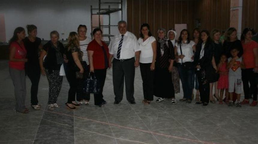 Ak Parti Zonguldak Milletvekili Ulupınar Yeni Yapılan D&uuml;ğ&uuml;n Salonunu İnceledi