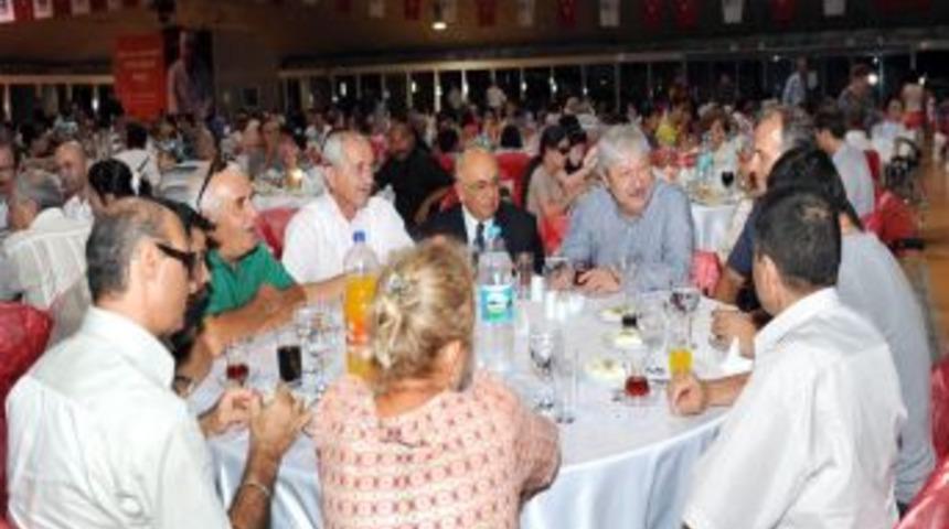 Akaydın&rsquo;dan Şehit Yakınları Ve Gazilere Iftar