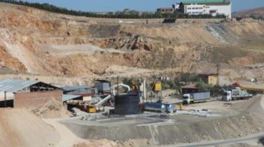 Elazığ'da Yeni Kurulan Tesis Ile Saatte 200 Ton Asfalt &Uuml;retilecek