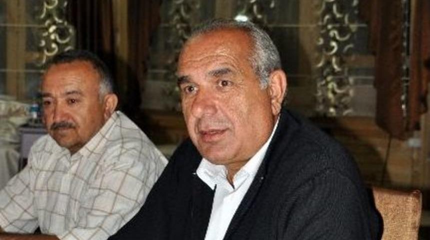 Başkan Sel, Belediye &Ccedil;alışmaları Hakkında Bilgilendirme Toplantısı Yaptı.