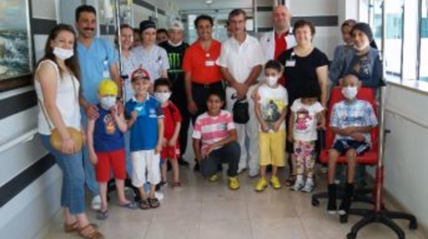 L&ouml;sam&rsquo;dan Medical Park&rsquo;a Bayram Ziyareti