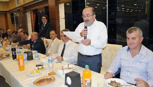 Başkan Gümrükçüoğlu’ndan Taraftar Gruplarına İftar Yemeği