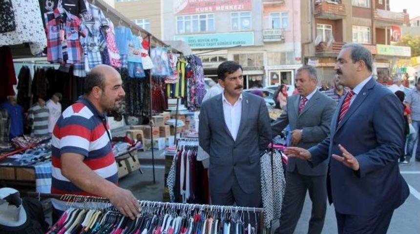 Başkan &Uuml;rg&uuml;p, Bayram Pazarı Esnafıyla Bir Araya Geldi