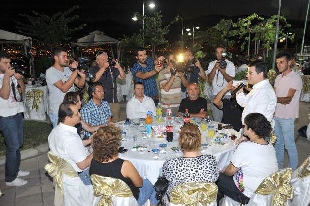 Başkan T&uuml;t&uuml;nc&uuml;&rsquo;den Basın Mensuplarına İftar 2