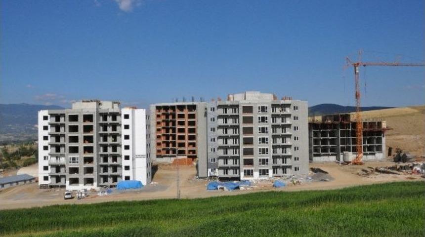 Tepe Şehir Yeni Hayat Evleri Hızla Y&uuml;kseliyor