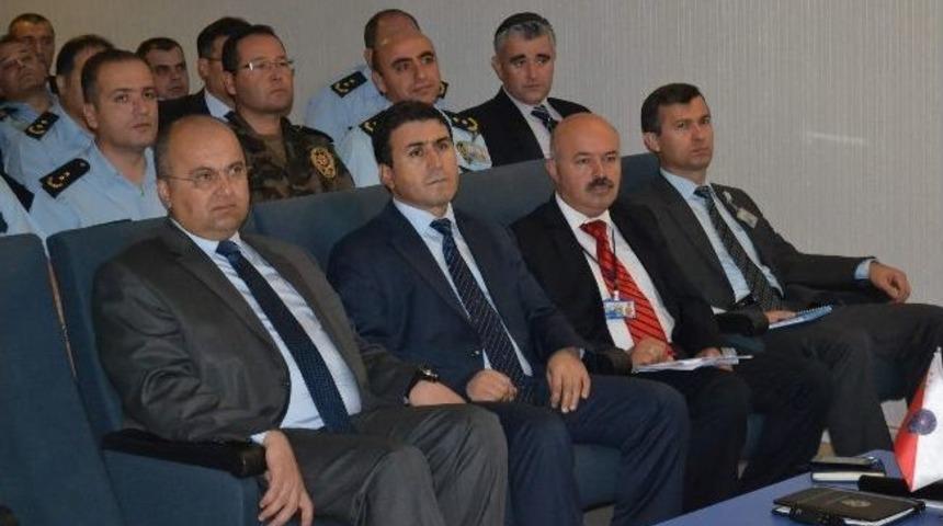 İl Emniyet M&uuml;d&uuml;rl&uuml;ğ&uuml;nde S&uuml;per Kupa Mesaisi S&uuml;r&uuml;yor