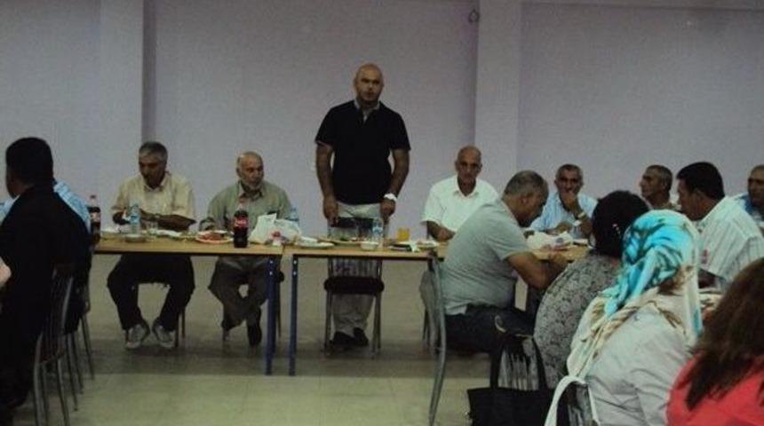 Tuzluca Belediyesinden Belediye Personeline İftar Yemeği