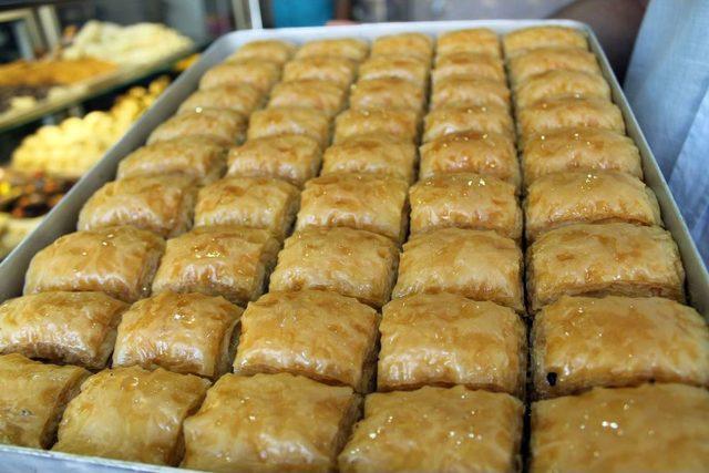 Ucuz Baklavanın I&ccedil;eriği Şaşırtıyor 2