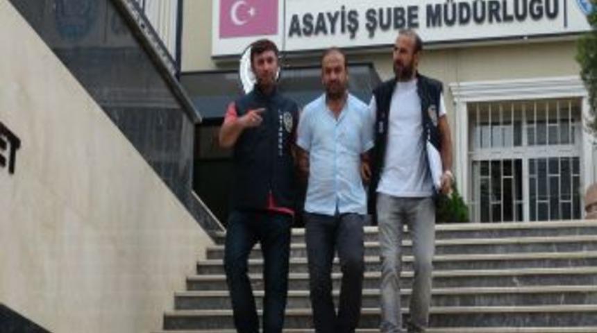 Sahte Hakim, Ger&ccedil;ek Hakimin Yeğeni &Ccedil;ıktı