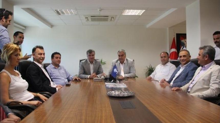 İzmir'de Chp-ak Parti Bayramlaşması