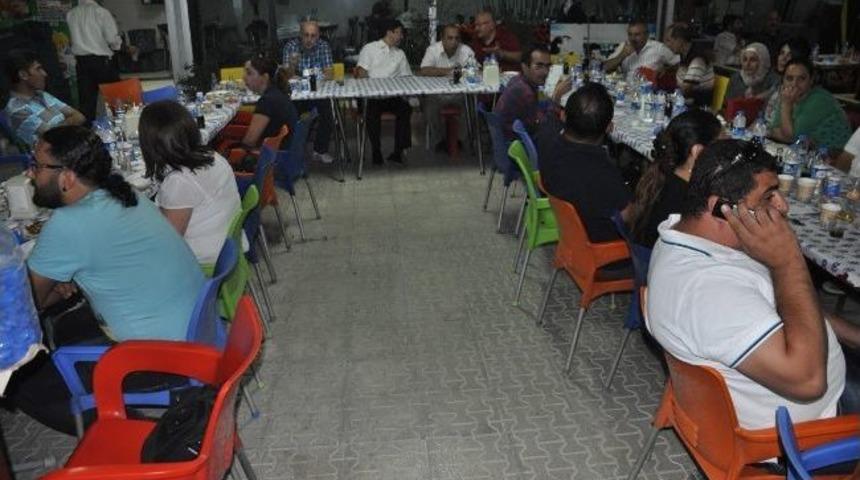 Basın Mensupları İftar Yemeğinde Bir Araya Geldi