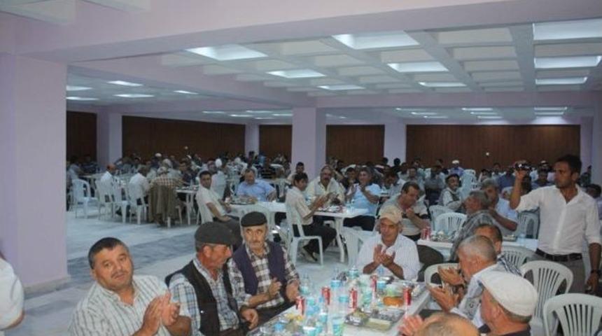 &Ccedil;ay Belediyesi Personeli İftarda Bir Araya Geldi