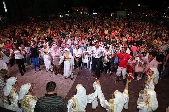 Kent Meydanı&rsquo;nda Balkan Esintisi 3