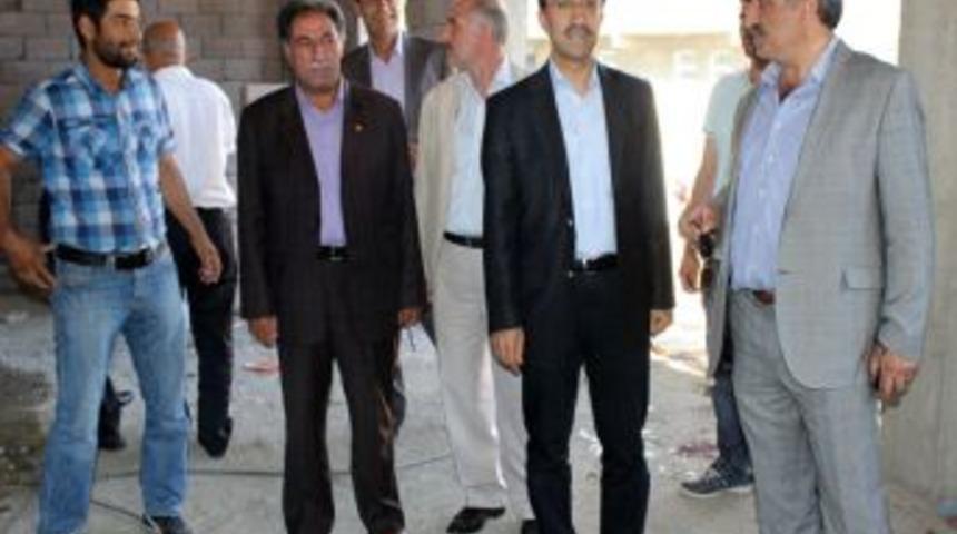 Başkan Arslan Ve Milletvekili Yıldız, Okuma Evini Inceledi