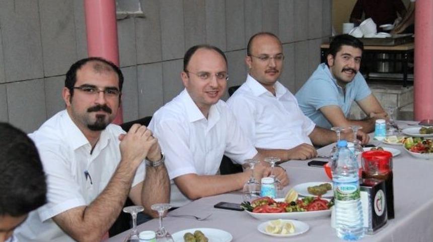 112 Sağlık &Ccedil;alışanlarına İftar Yemeği