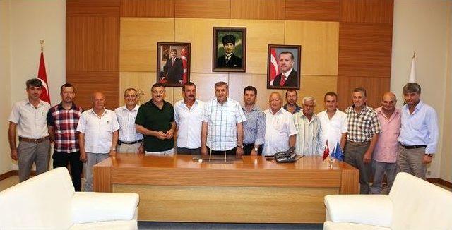 Başkan To&ccedil;oğlu, K&ouml;y Ve Mahalle Muhtarlarını Makamında Ağırladı 1