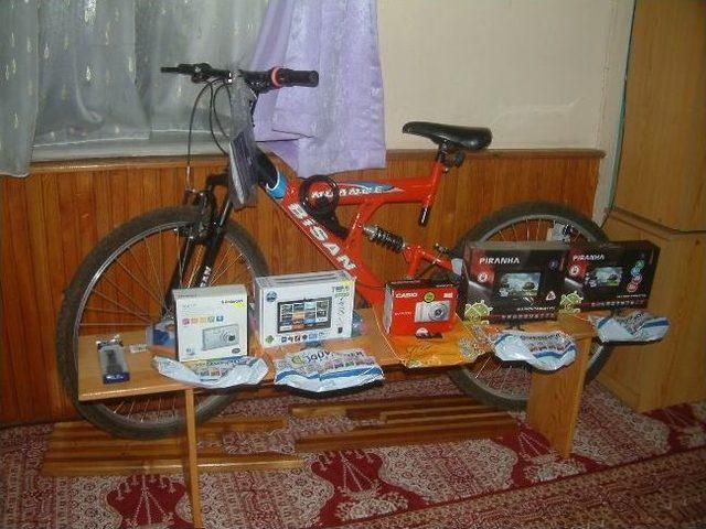 5 Vakit Camiye Gelen &Ccedil;ocuklar &Ouml;d&uuml;llendirildi 1