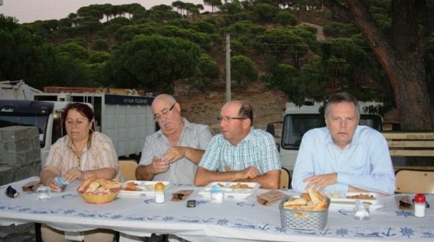 Ayvalık&rsquo;ta Belediye Personeline İftar
