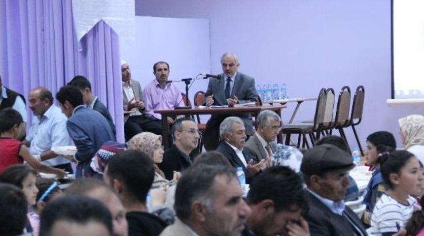 &Ccedil;ıldır M&uuml;ft&uuml;l&uuml;ğ&uuml;nden İftar Yemeği