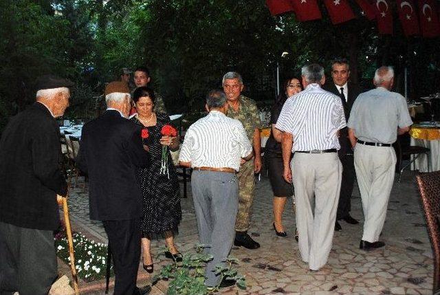 İl Jandarma Konutanı Huzur Evi Sakinleri İle İftarda Buluştu 3