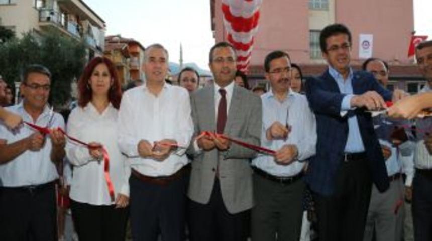 Spor Salonunun Ge&ccedil;en Yıl Temeli Atıldı, Bu Yıl A&ccedil;ılışı Yapıldı