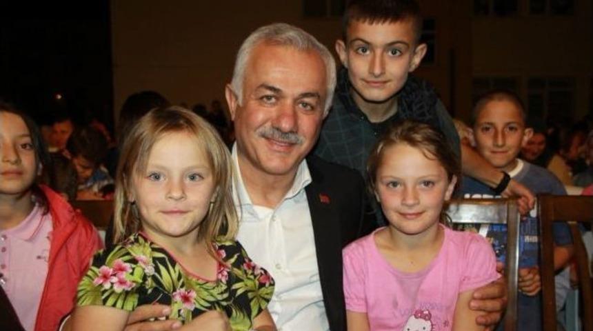 &Ccedil;ubuk Belediye Başkanı &Ouml;zden&rsquo;den Ramazan Bayramı Mesajı