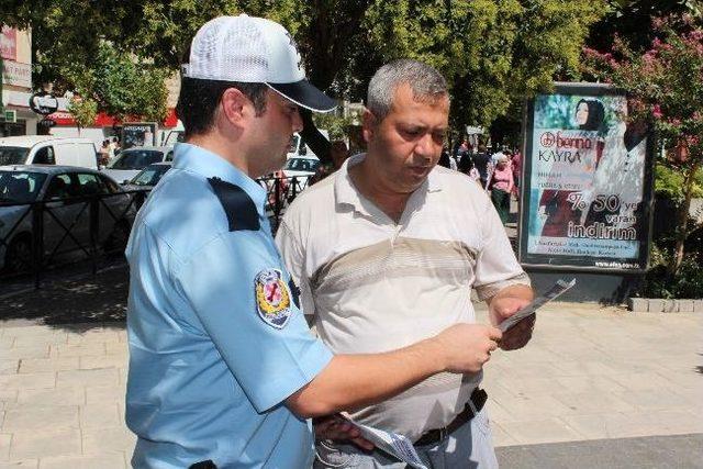 Manisa Emnyeti'nden Sürücülere Broşürlü Uyarı