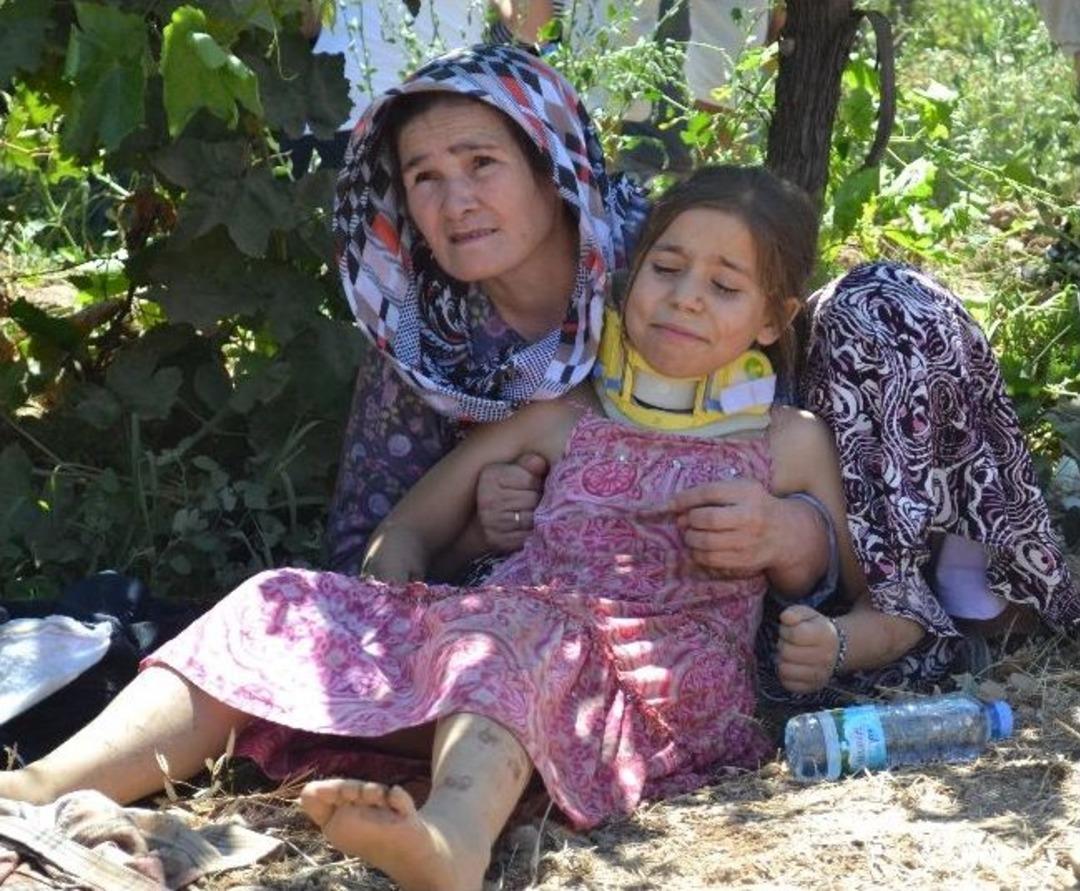 Yolcu Otob&uuml;s&uuml; Devrildi: 2 &Ouml;l&uuml;, 41 Yaralı