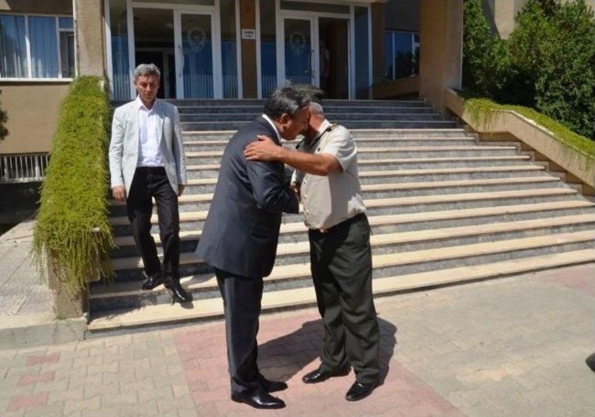 Garnizon Komutanı &Ouml;mer Faruk K&uuml;&ccedil;&uuml;k&rsquo;den Veda Ziyareti