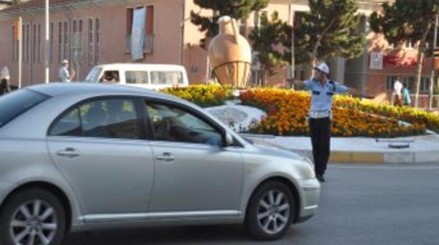 Yozgat Polisi Iftar Saatinde Yoğun Mesai Harcıyor