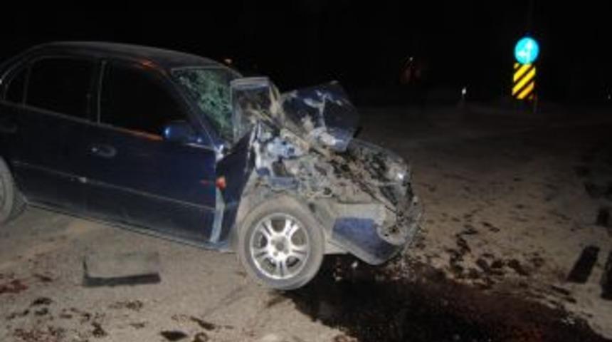 Y&uuml;ksekova'da Kaza: 5 Yaralı