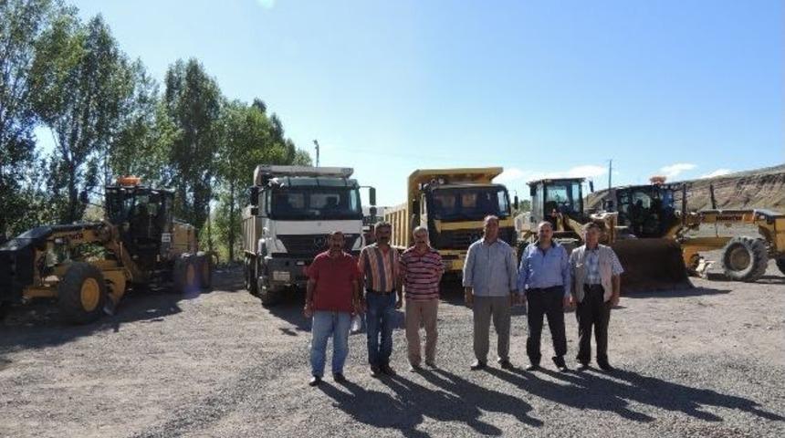 Rekt&ouml;r Arslan Y&uuml;ksekokulda İncelemelerde Bulundu