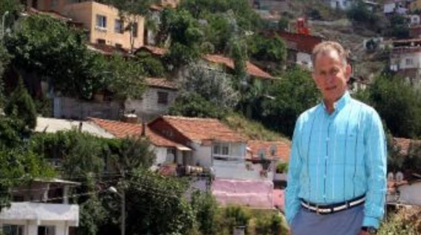 Ege-koop Genel Başkanı H&uuml;seyin Aslan, Belediyelere Kanunla Verilmiş G&ouml;reve Dikkat &Ccedil;ekti