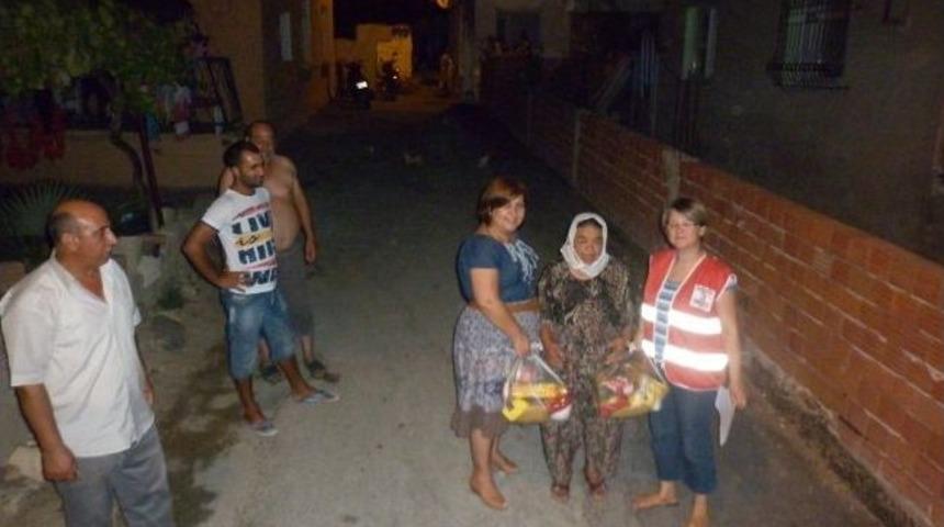 Urla Kızılay Şubesi Ramazanda Romanları Unutmadı