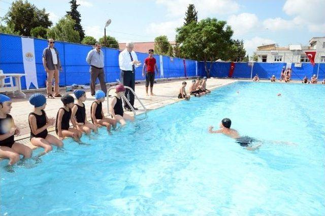 Y&uuml;zme Kurslarında 2. D&ouml;nem Sona Erdi, 5 Bin 200 &Ccedil;ocuk Daha Y&uuml;zme &Ouml;ğrendi 1
