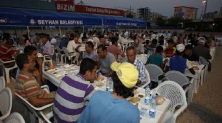 Ramazan&rsquo;da 60 Bin Adanalı Seyhan&rsquo;ın Ikramıyla Orucunu A&ccedil;tı