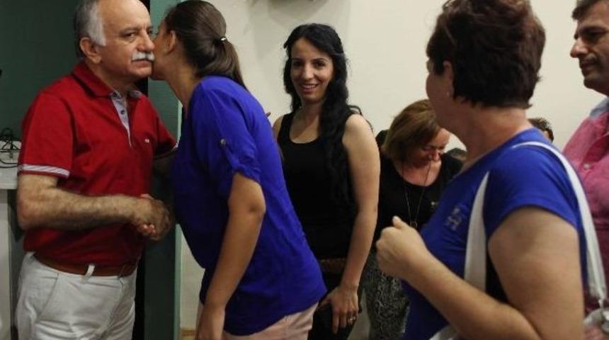 Karabağ, Belediye &Ccedil;alışanlarıyla Bayramlaştı