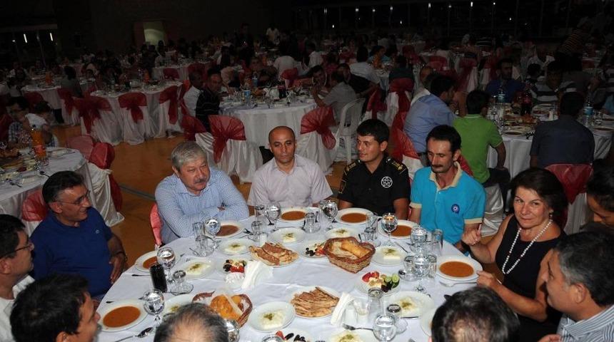B&uuml;y&uuml;kşehir&rsquo;de Iftar Ve Bayramlaşma