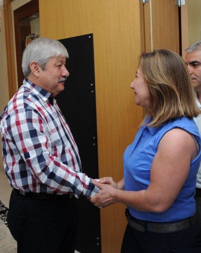 B&uuml;y&uuml;kşehir&rsquo;de Iftar Ve Bayramlaşma 1