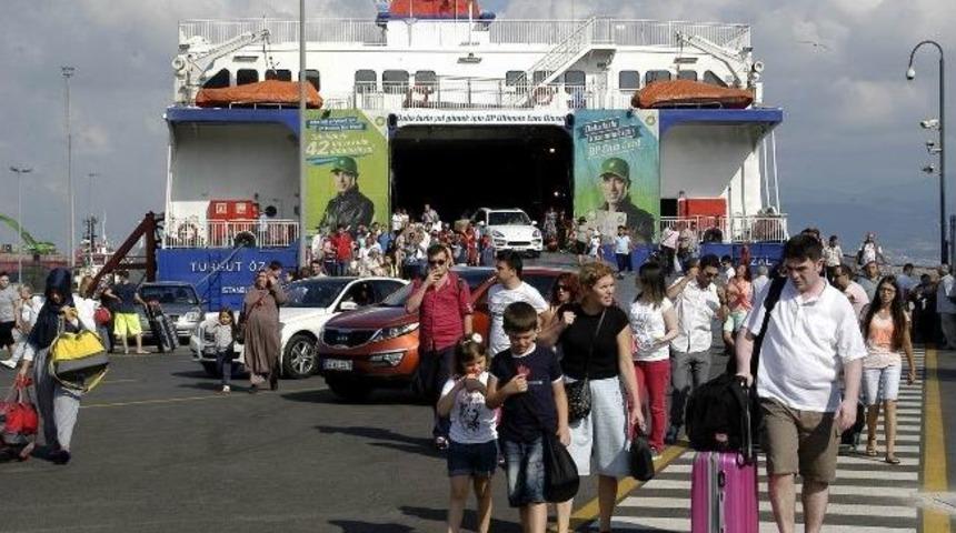 Feribotlarda Bayram Yoğunluğu