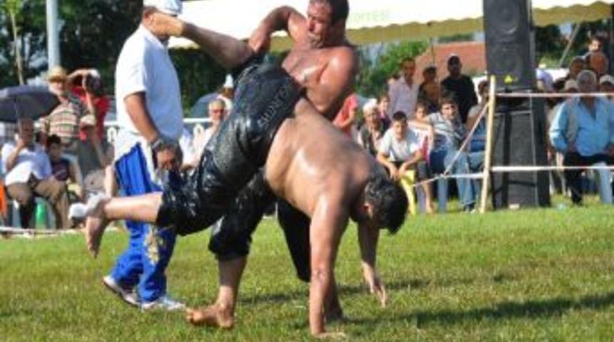 Pehlivanlar Kartepe'de Buluşacak