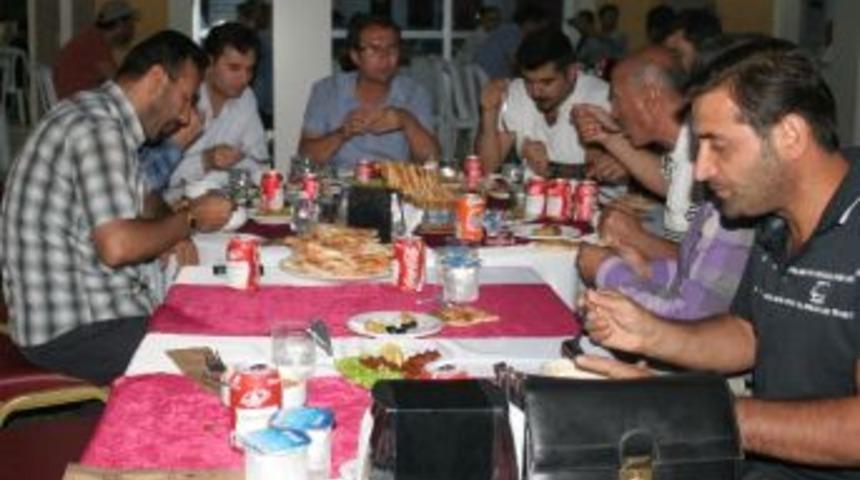 Van&rsquo;daki Gazete Temsilcileri İftarda Buluştu