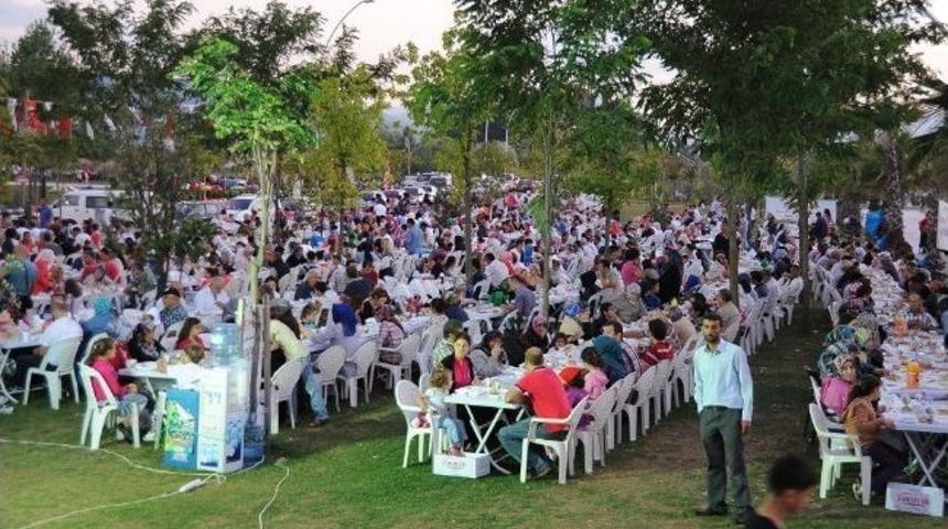 Başiskele'de Ramazan'da 43 Bin Kişi İftar Yaptı